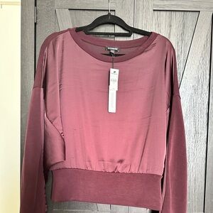 Express satin/velvety sweatshirt